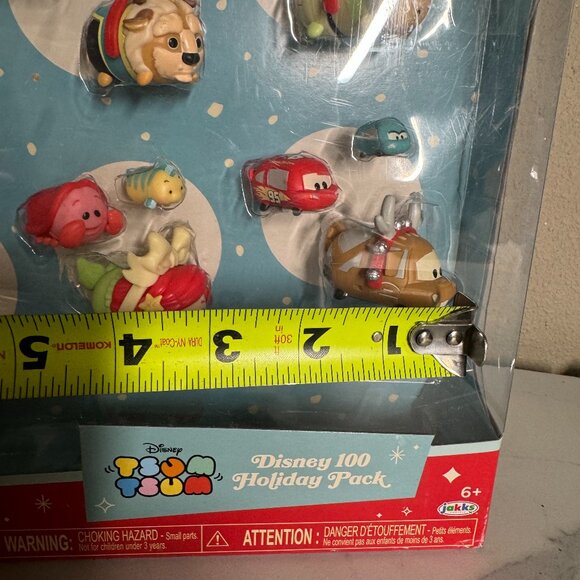 Disney 100 Years of Wonder Retro Reimagined Holiday Tsum Tsum Play Set NWT - Picture 8 of 9